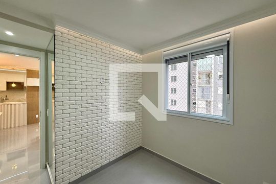 Quarto 2 de apartamento para alugar com 2 quartos, 41m² em Santo Amaro, São Paulo