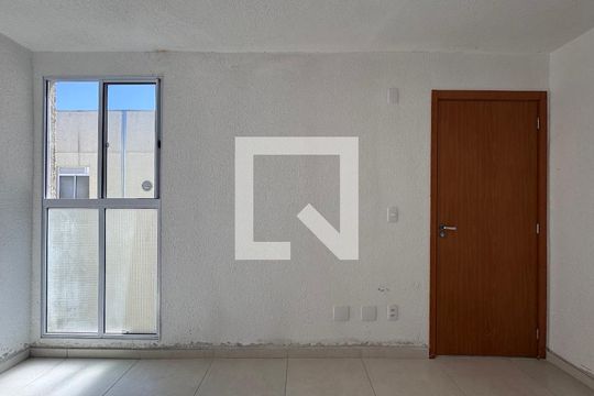 Apartamento à venda com 2 quartos, 50m² em Santos Dumont, São Leopoldo