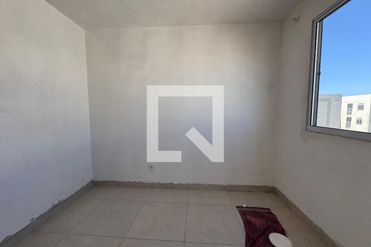 Apartamento à venda com 2 quartos, 50m² em Santos Dumont, São Leopoldo