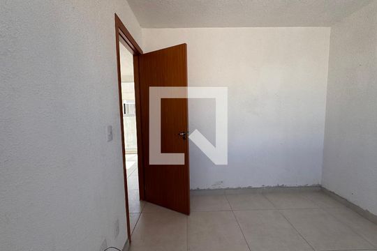 Apartamento à venda com 2 quartos, 50m² em Santos Dumont, São Leopoldo
