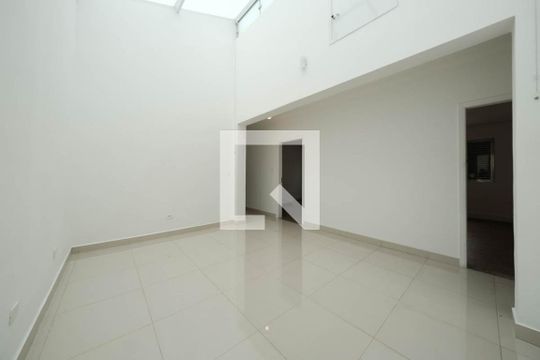 Sala de casa à venda com 4 quartos, 261m² em Cidade Patriarca, São Paulo