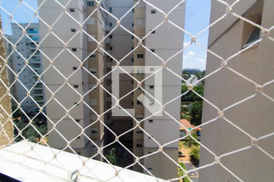 VISTA DA BANHEIRO DA SUITE 1 de apartamento à venda com 3 quartos, 131m² em Fazenda São Quirino, Campinas