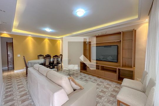 Sala de casa para alugar com 2 quartos, 204m² em Vila Anglo Brasileira, São Paulo