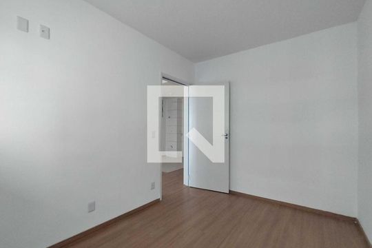 Quarto de apartamento para alugar com 1 quarto, 55m² em Operário, Novo Hamburgo