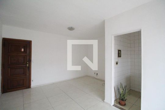 Sala de apartamento à venda com 2 quartos, 51m² em Pechincha, Rio de Janeiro