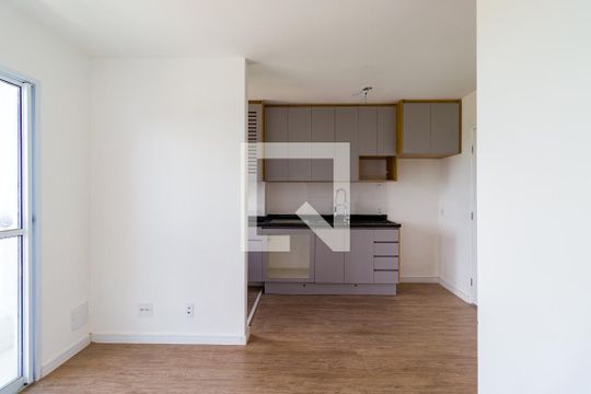 Sala de apartamento para alugar com 2 quartos, 38m² em Paraíso do Morumbi, São Paulo