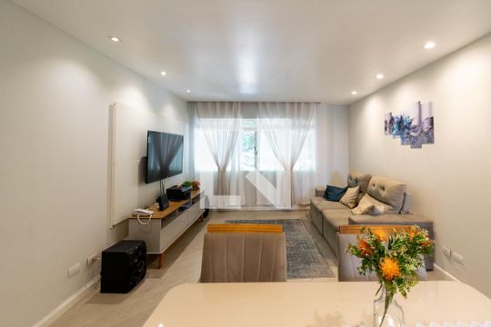 Sala  de apartamento para alugar com 3 quartos, 90m² em Vila Paulista, São Paulo