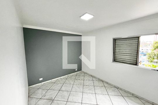Quarto Suíte  de apartamento para alugar com 2 quartos, 67m² em Vila Celeste, São Paulo