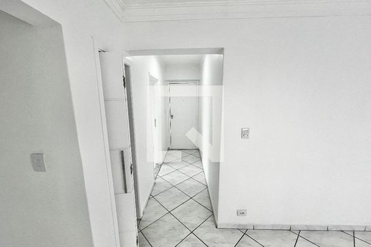 Corredor de apartamento para alugar com 2 quartos, 67m² em Vila Celeste, São Paulo