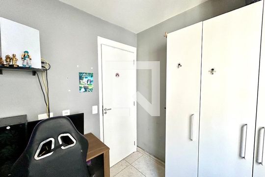 Quarto 1 de apartamento à venda com 2 quartos, 47m² em Vila das Bandeiras, Guarulhos