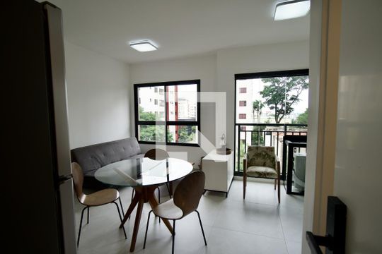Sala/ de apartamento para alugar com 1 quarto, 45m² em Pinheiros, São Paulo