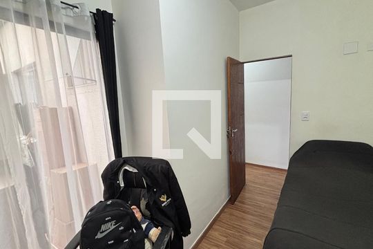 Quarto de apartamento para alugar com 2 quartos, 50m² em Campestre, Santo André