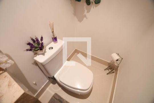 Lavabo de apartamento à venda com 3 quartos, 132m² em Cambuí, Campinas