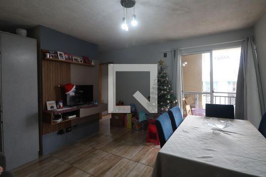 Sala de apartamento à venda com 2 quartos, 44m² em Igara, Canoas