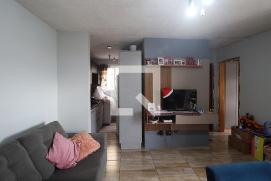 Sala de apartamento à venda com 2 quartos, 44m² em Igara, Canoas