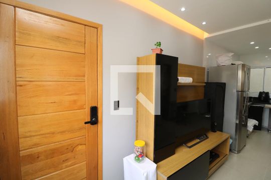 Sala de apartamento para alugar com 2 quartos, 41m² em Vila Antonieta, São Paulo