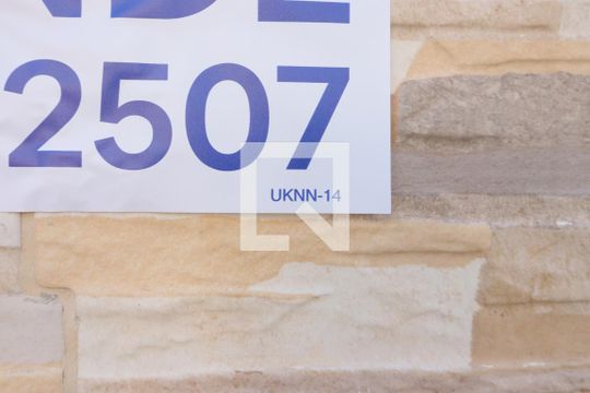 Placa  de apartamento à venda com 2 quartos, 48m² em São Pedro, Osasco