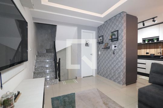 Sala de casa à venda com 2 quartos, 140m² em Parque das Nações, Santo André