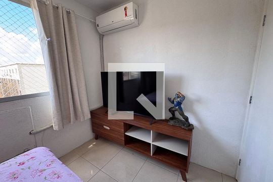 Quarto 2 de apartamento para alugar com 2 quartos, 44m² em Santos Dumont, São Leopoldo