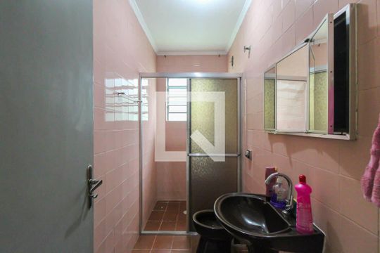 Banheiro  de casa à venda com 4 quartos, 200m² em Vila Formosa, São Paulo