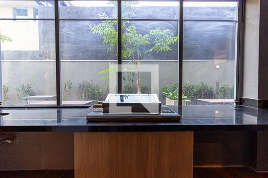 Área comum de kitnet/studio para alugar com 1 quarto, 24m² em Vila Cordeiro, São Paulo