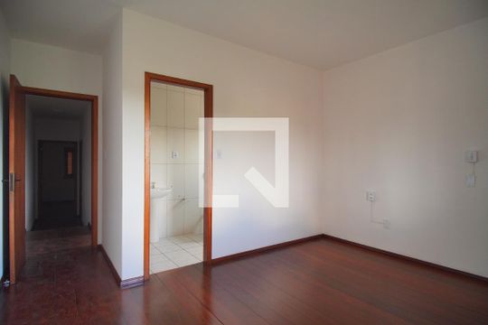 Suíte de casa à venda com 4 quartos, 220m² em Canudos, Novo Hamburgo
