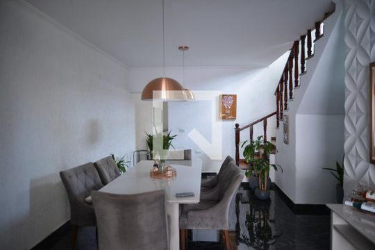 Sala de casa à venda com 5 quartos, 320m² em Vila Sao Pedro, Santo André