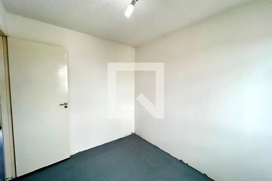 Quarto 2 de apartamento para alugar com 2 quartos, 42m² em Água Chata, Guarulhos