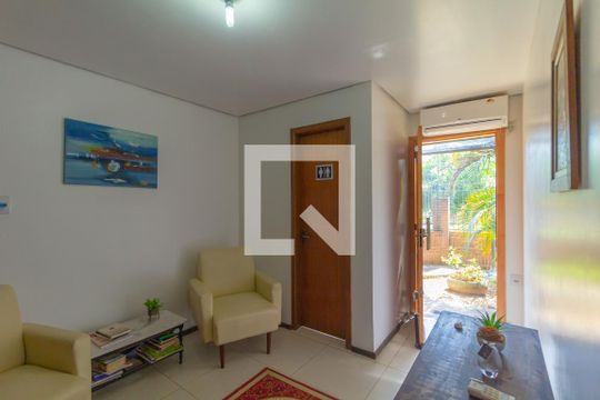 Sala de casa para alugar com 3 quartos, 253m² em São José, Canoas