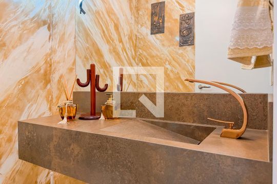 Lavabo de apartamento à venda com 2 quartos, 93m² em Vila Firmiano Pinto, São Paulo