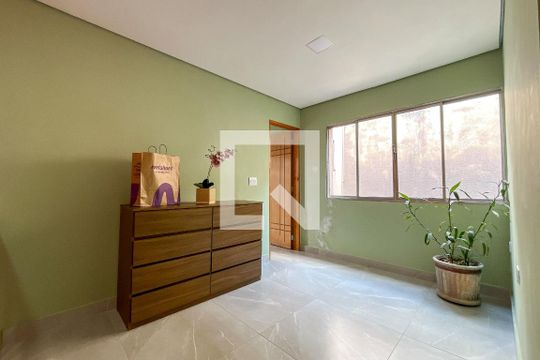 Hall de casa à venda com 3 quartos, 161m² em Vila Portuguesa, São Paulo