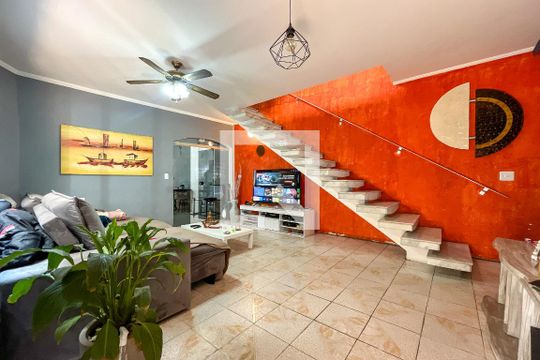 Sala de casa à venda com 3 quartos, 161m² em Vila Portuguesa, São Paulo