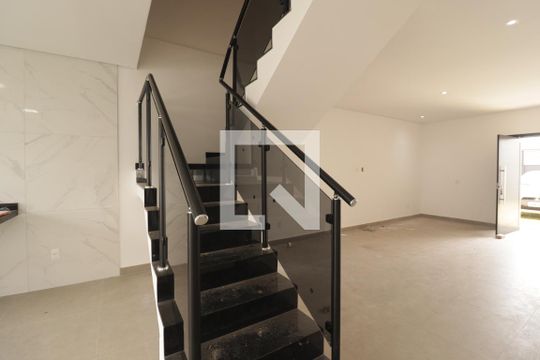 Sala de casa à venda com 2 quartos, 129m² em Vila Liberdade, Jundiaí