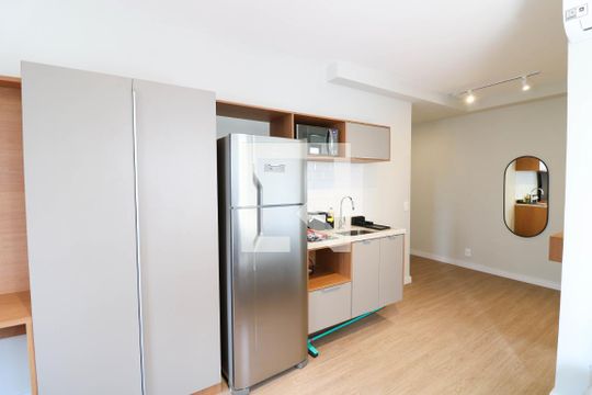 Studio de kitnet/studio à venda com 1 quarto, 32m² em Campo Belo, São Paulo
