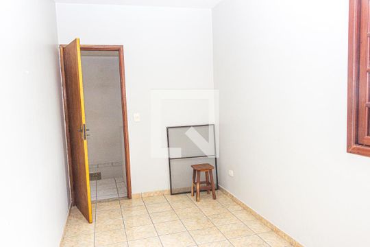 Quarto de casa à venda com 7 quartos, 400m² em Jardim Represa, São Paulo