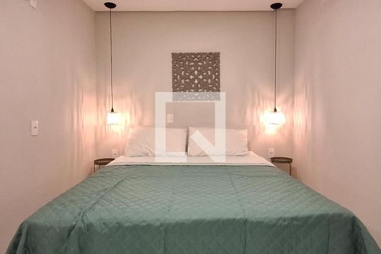 Suíte de apartamento para alugar com 1 quarto, 40m² em Morro das Pedras, Florianópolis