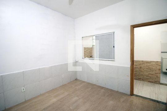 Quarto 2 de casa à venda com 2 quartos, 50m² em Penha Circular, Rio de Janeiro