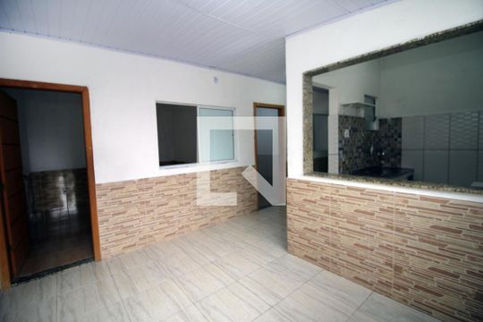 Sala de casa à venda com 2 quartos, 50m² em Penha Circular, Rio de Janeiro