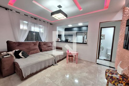 Sala de casa para alugar com 3 quartos, 180m² em Vila Centenario, Duque de Caxias