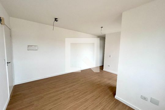Sala de apartamento à venda com 2 quartos, 66m² em Vila Galvão, Guarulhos