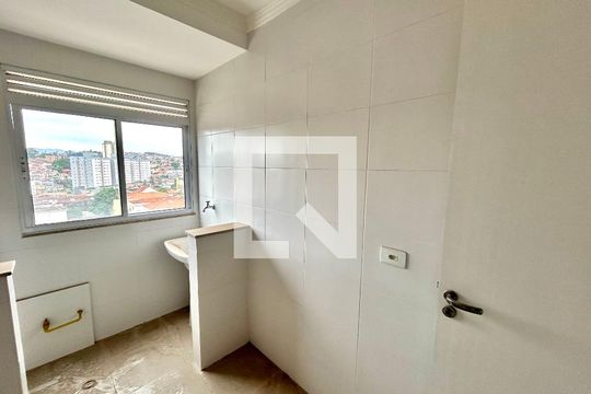 Cozinha de apartamento à venda com 2 quartos, 66m² em Vila Galvão, Guarulhos