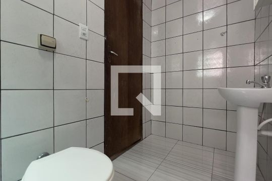Banheiro Social de casa para alugar com 1 quarto, 90m² em Jardim Guilhermino, Guarulhos