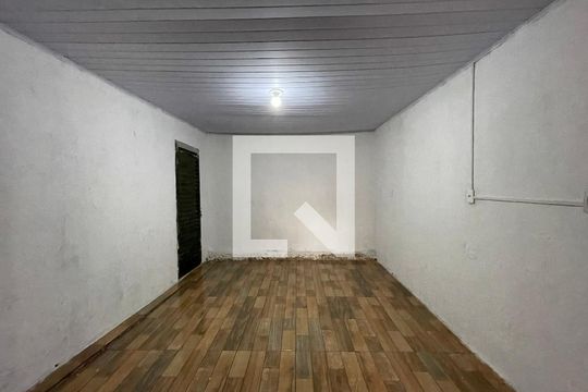 Quarto 2 de casa para alugar com 2 quartos, 65m² em Caxingui, São Paulo