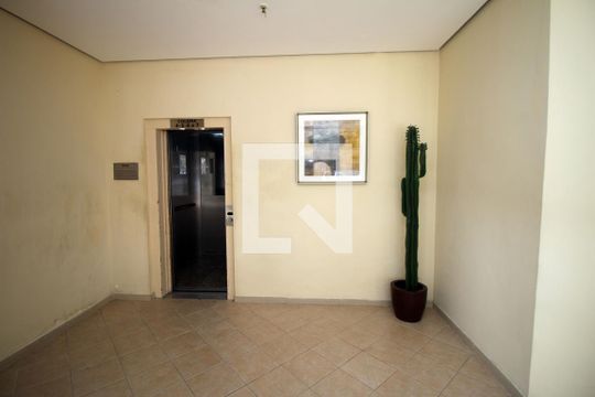 Área comum - Elevador de apartamento à venda com 3 quartos, 70m² em Vila da Penha, Rio de Janeiro
