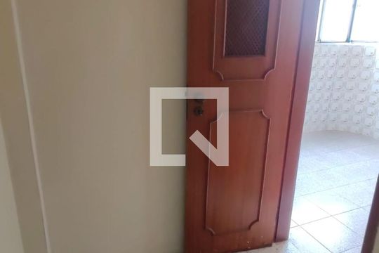 Quarto de Serviço de apartamento para alugar com 3 quartos, 104m² em Chácara Klabin, São Paulo
