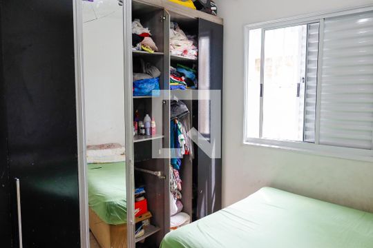 Quarto 2 de apartamento à venda com 2 quartos, 50m² em Metalúrgicos, Osasco