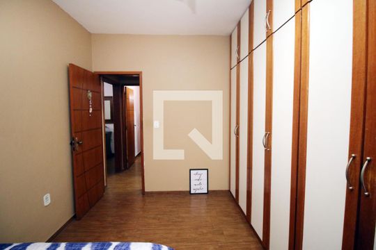 Quarto 1 de casa à venda com 4 quartos, 130m² em Penha Circular, Rio de Janeiro