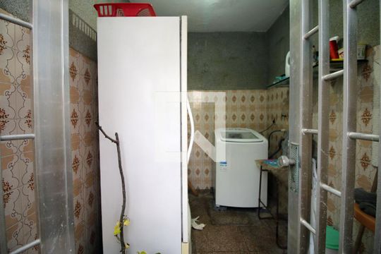 Lavanderia de casa à venda com 4 quartos, 130m² em Penha Circular, Rio de Janeiro