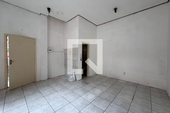 Sala/Quarto/cozinha de kitnet/studio à venda com 1 quarto, 28m² em Centro, São Leopoldo