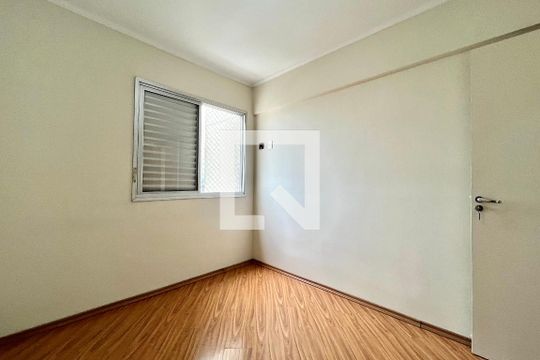 Quarto 3 de apartamento à venda com 3 quartos, 70m² em Vila Campestre, São Paulo